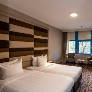Hotel 4 Stars